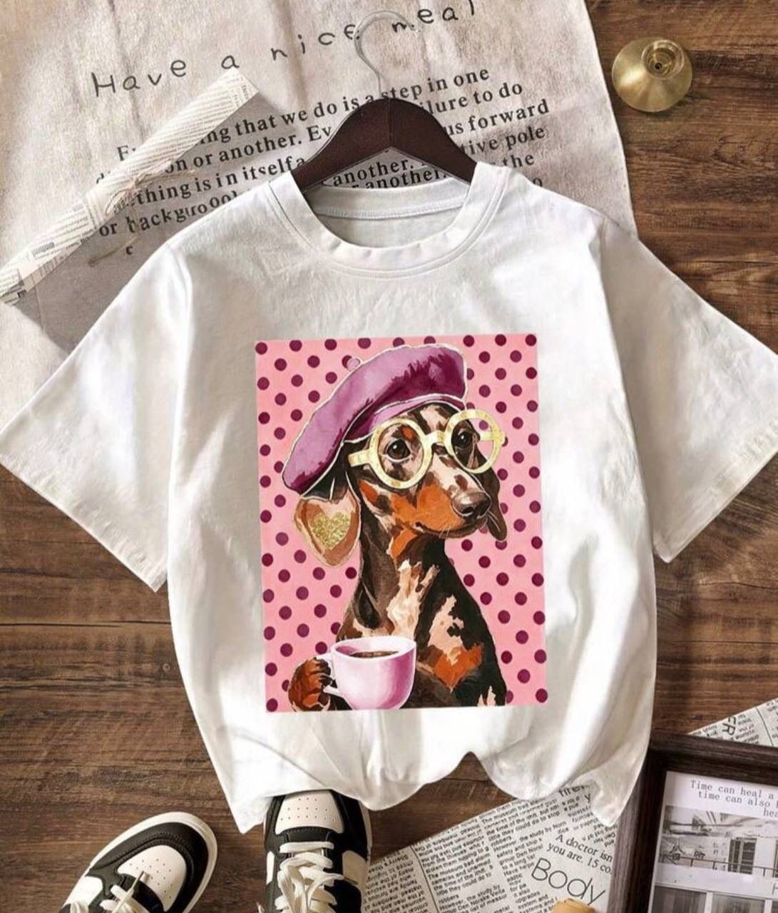 Camiseta Dachshund Beret Pink