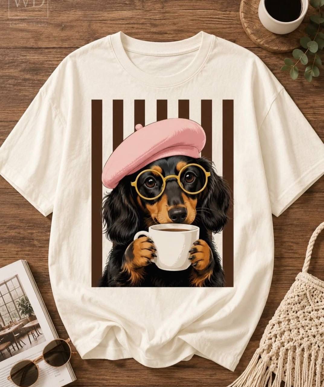 Camiseta Dachshund Coffee Paris