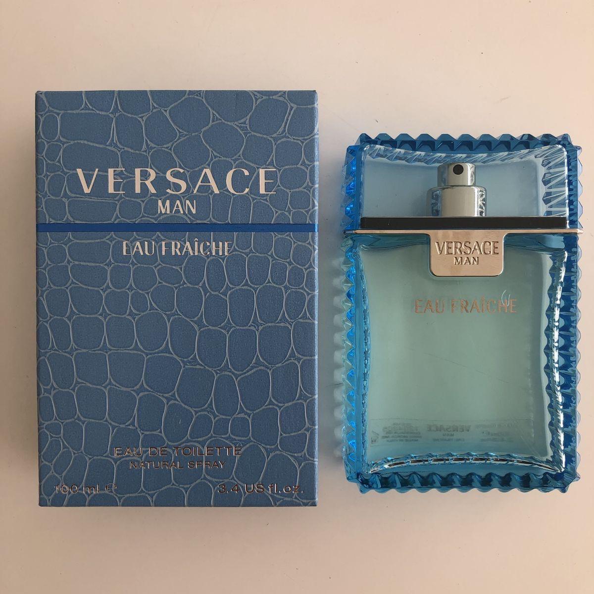 Versace Man Eau Fraîche EDT 100ml frasco azul hielo textura cocodrilo