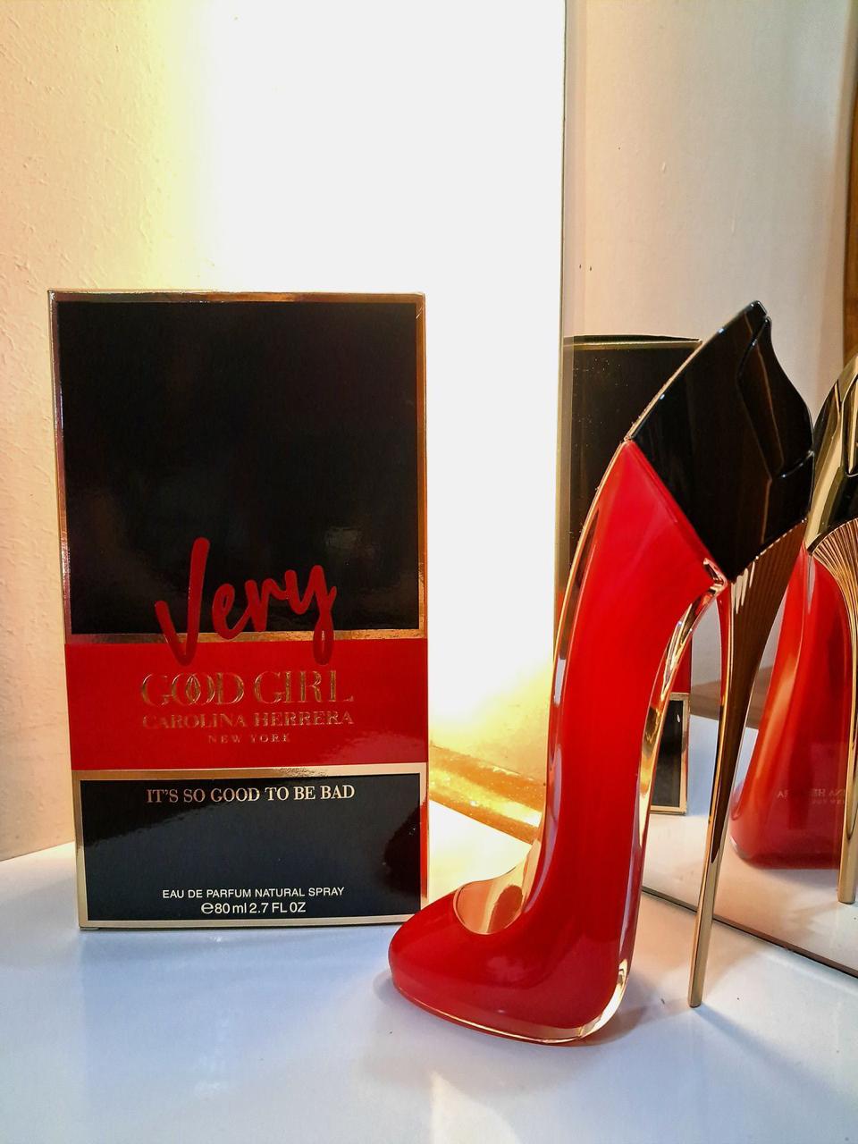 Very Good Girl Carolina Herrera caja