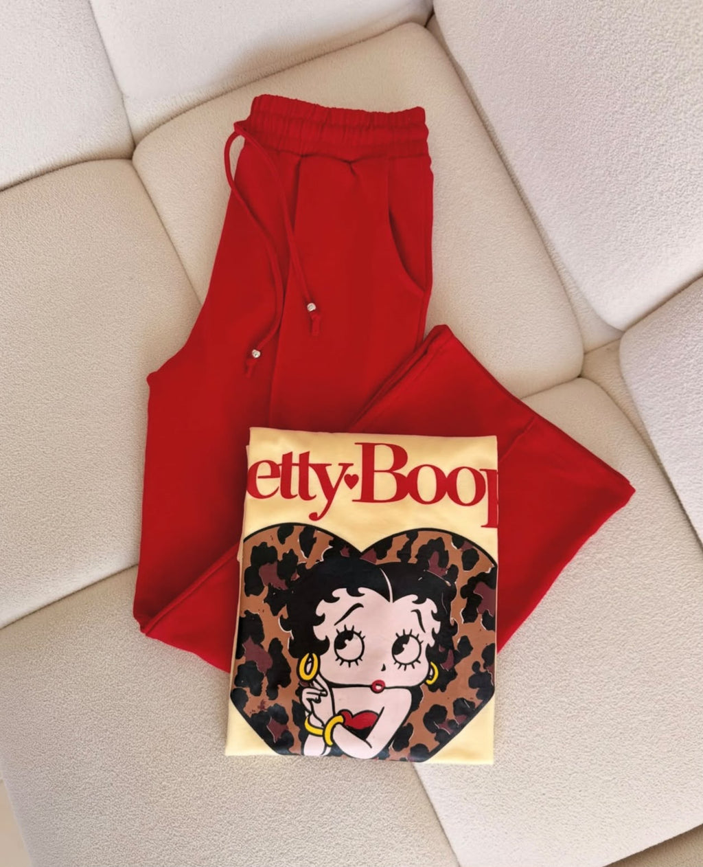 Conjunto Venita para mujer con pantalón y camiseta estampada