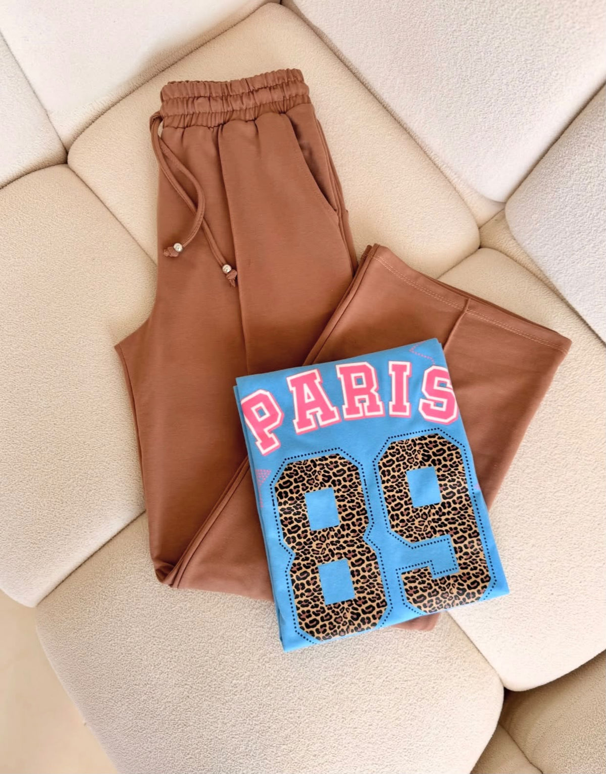 Conjunto Venita para mujer con pantalón y camiseta estampada