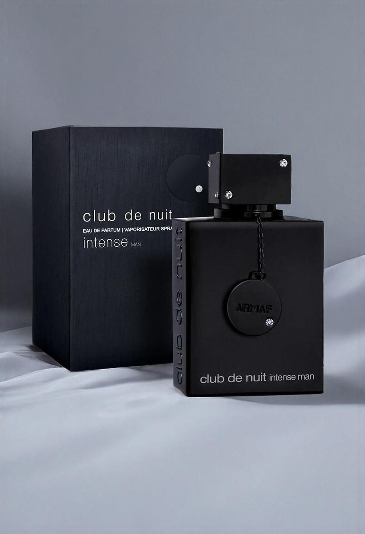 Club de Nuit Intense Man de 100 ml con frasco y caja negra